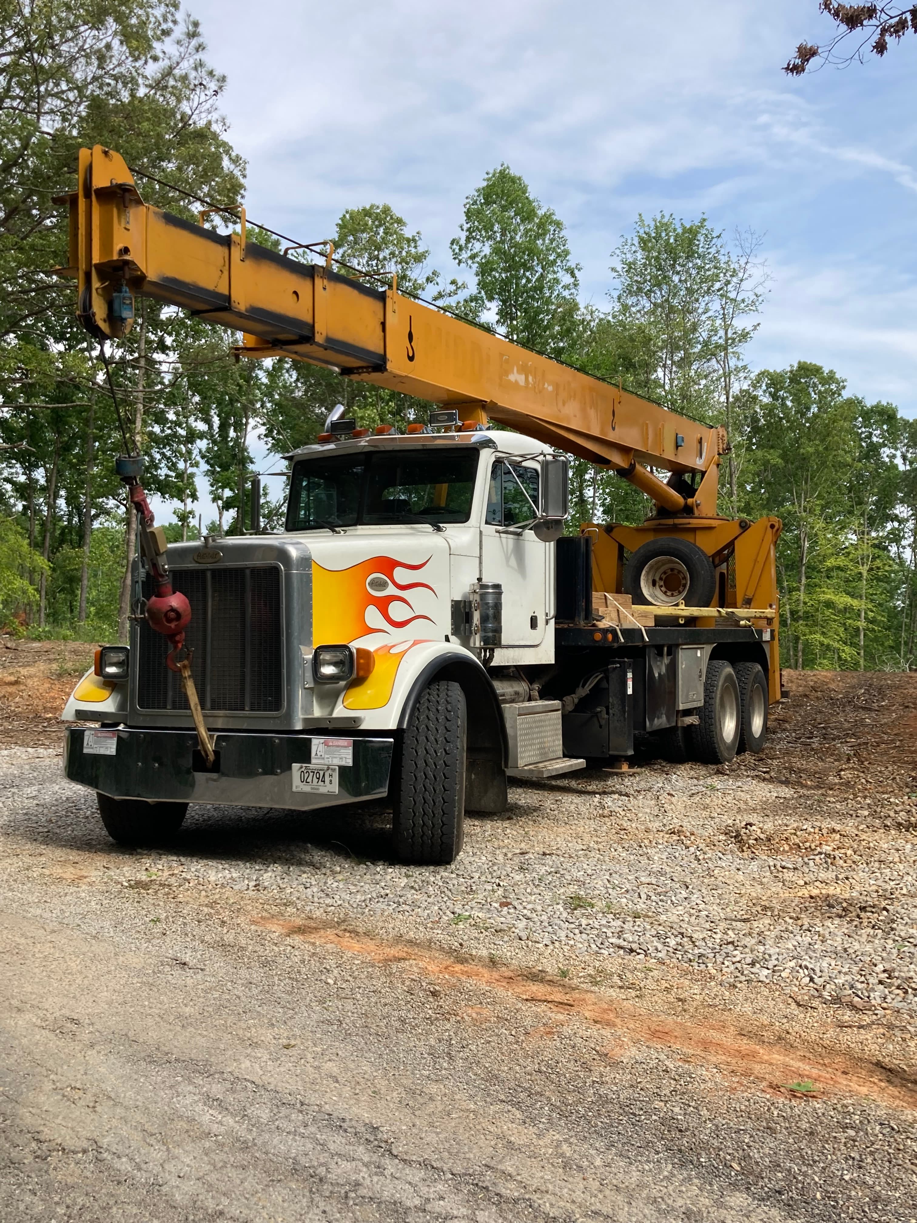 Upper Cumberland Crane lifting commercial HVAC unit